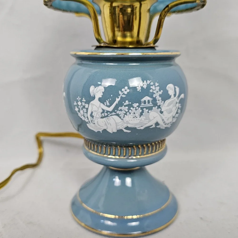 Vintage Murray Feiss Table Lamp 7059 Made in Italy‎ Grecian Couple in Love Scene